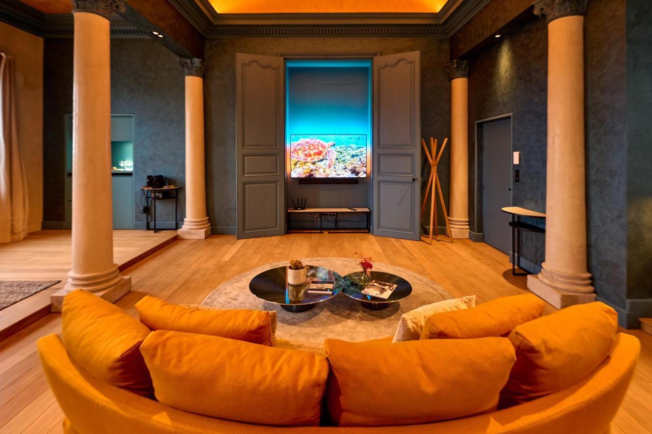 La Chapelle, Les Suites Du Palais, L'Unique 5 Etoiles De Nevers, Suite D'Exception, By Primo C0Nciergerie Exterior foto
