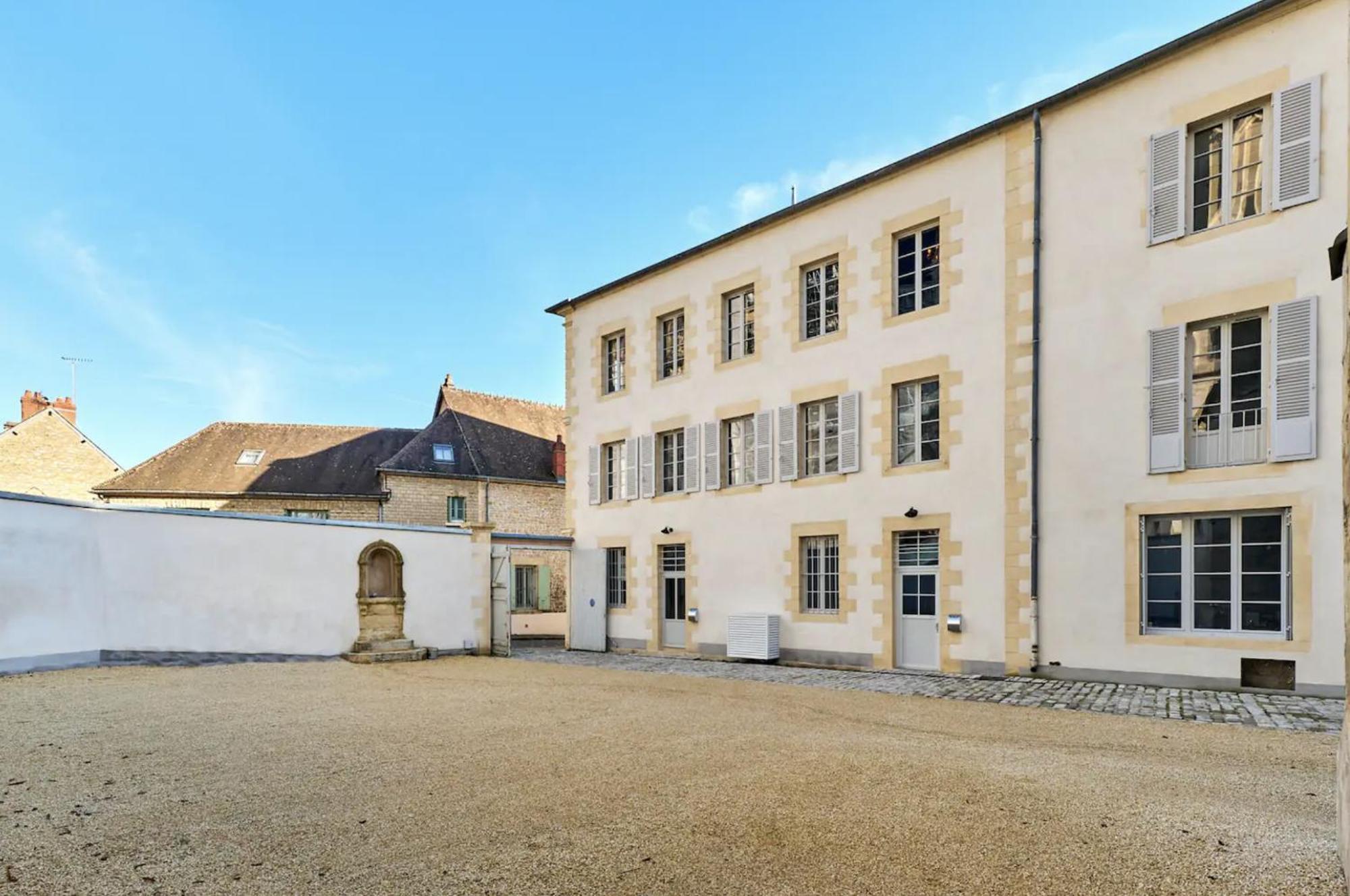 La Chapelle, Les Suites Du Palais, L'Unique 5 Etoiles De Nevers, Suite D'Exception, By Primo C0Nciergerie Exterior foto